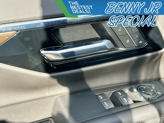 2025 Chevrolet Suburban High Country 6.2 V8