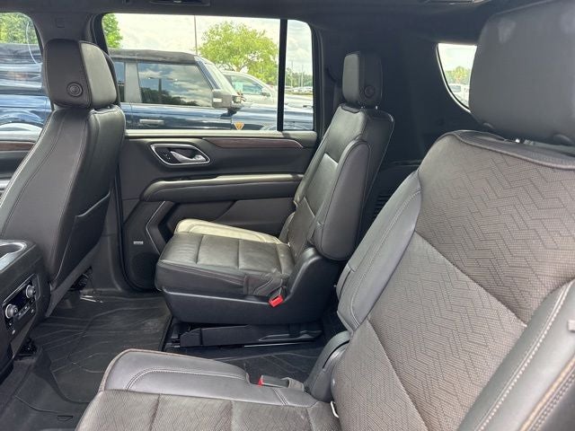 2021 Chevrolet Suburban High Country