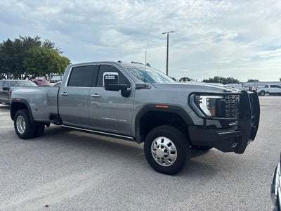 2026 GMC Sierra 3500HD Denali Ultimate 6.6 DURAMAX