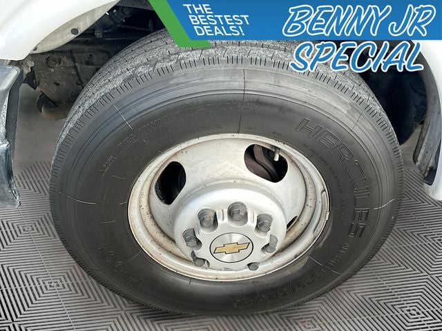 2019 Chevrolet Express 3500 Work Van Cutaway