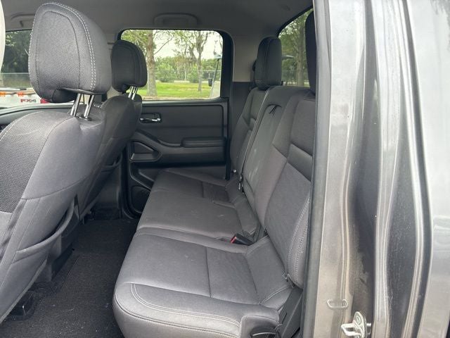 2022 Nissan Frontier SV 3.8 V-6