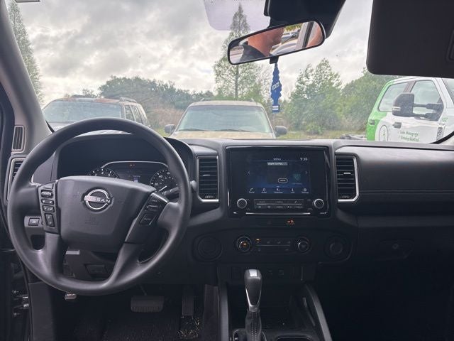 2022 Nissan Frontier SV 3.8 V-6