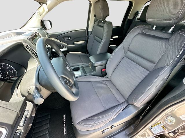 2022 Nissan Frontier SV 3.8 V-6