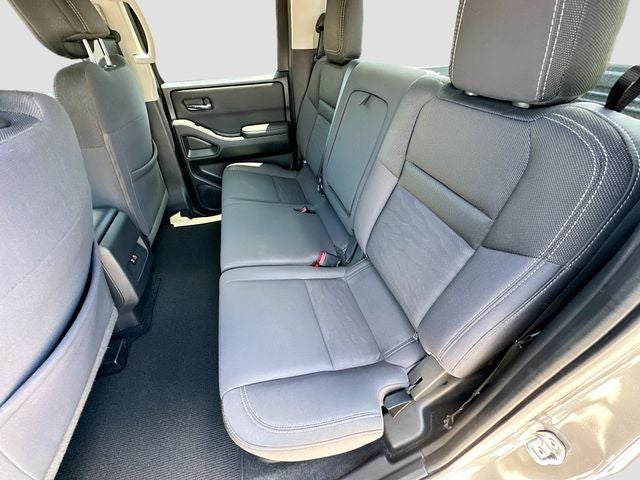 2022 Nissan Frontier SV 3.8 V-6