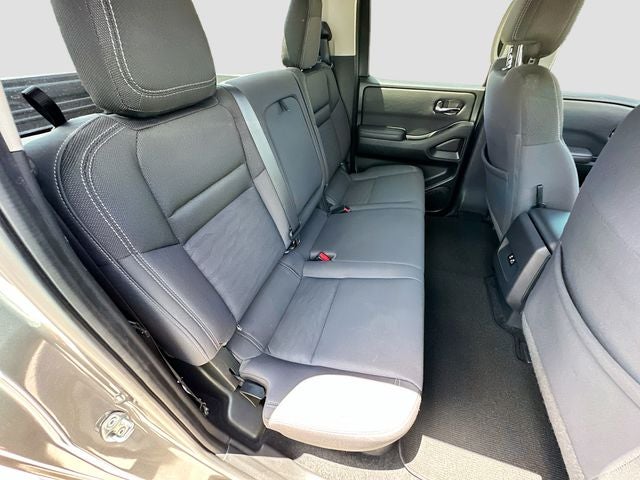 2022 Nissan Frontier SV 3.8 V-6