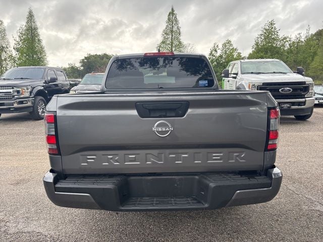 2022 Nissan Frontier SV 3.8 V-6
