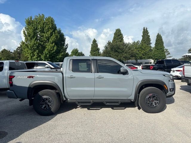 2025 Nissan Frontier PRO-4X 3.8 V6