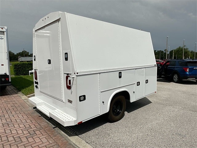 2023 Ford E-150 KNAPHEIDE KUV BODY ON A TRAILER FRAME