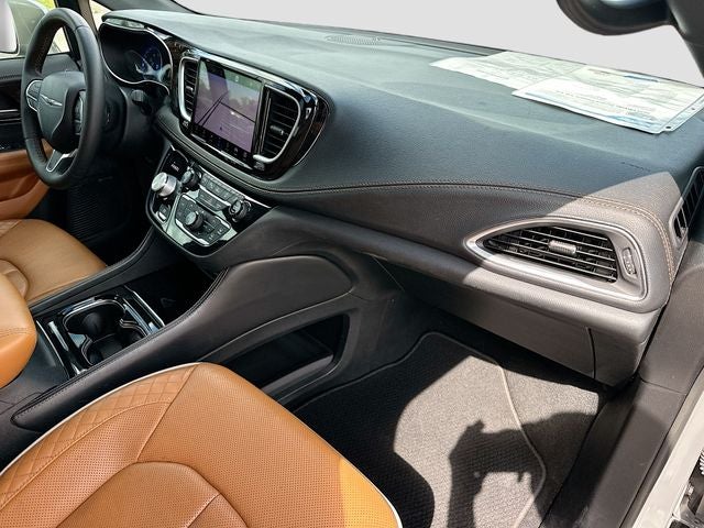 2022 Chrysler Pacifica Pinnacle 3.6L V-6