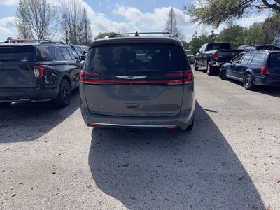 2022 Chrysler Pacifica Pinnacle 3.6L V-6