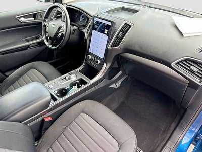2022 Ford Edge SE
