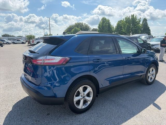 2022 Ford Edge SE