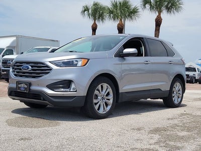 2022 Ford Edge Titanium