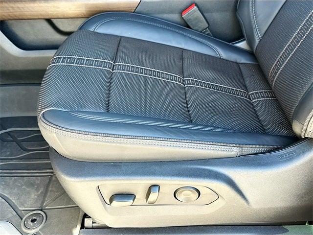 2025 Chevrolet Silverado 2500HD High Country DURAMAX DIESEL