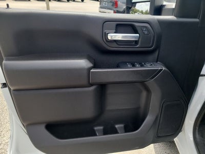 2024 Chevrolet Silverado 2500HD Custom 6.6 V-8