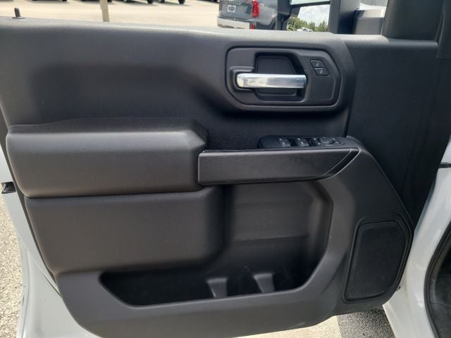 2024 Chevrolet Silverado 2500HD Custom 6.6 V-8