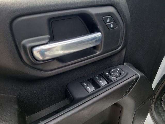 2024 Chevrolet Silverado 2500HD Custom 6.6 V-8