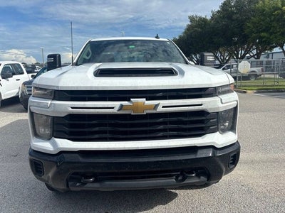 2024 Chevrolet Silverado 2500HD Custom 6.6 V-8