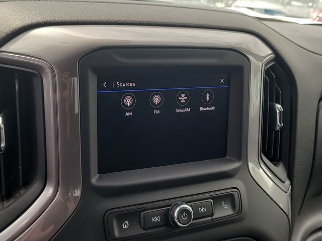 2024 Chevrolet Silverado 2500HD Custom 6.6 V-8