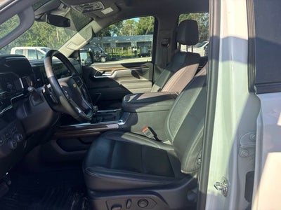 2025 Chevrolet Silverado 1500 LT 5.3 V8