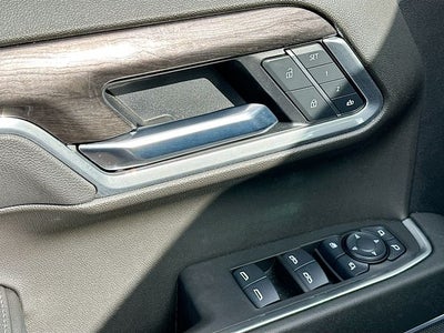 2025 Chevrolet Silverado 1500 LTZ 5.3 V8