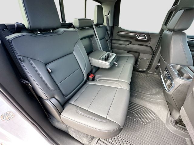 2025 Chevrolet Silverado 1500 LTZ 5.3 V8