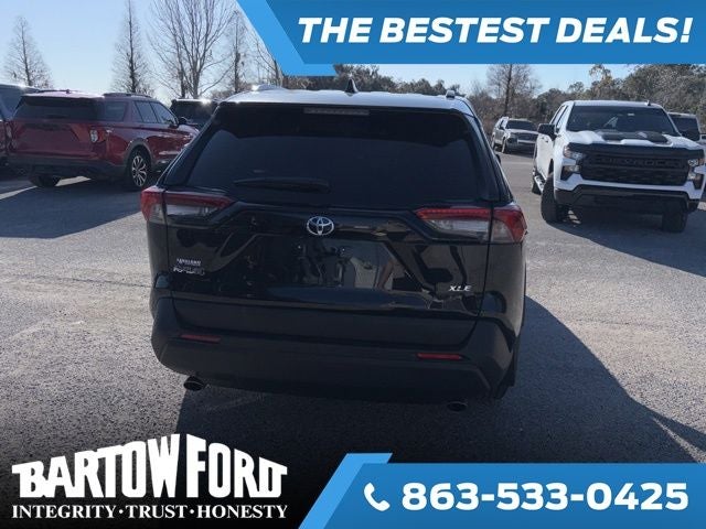 2025 Toyota RAV4 XLE