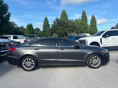 2020 Ford Fusion SE
