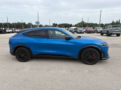 2025 Ford Mustang Mach-E Premium SPORT APPEARANCE PACKAGE