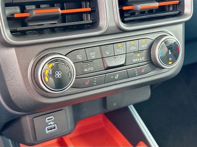 2023 Ford Maverick XLT HYBRID