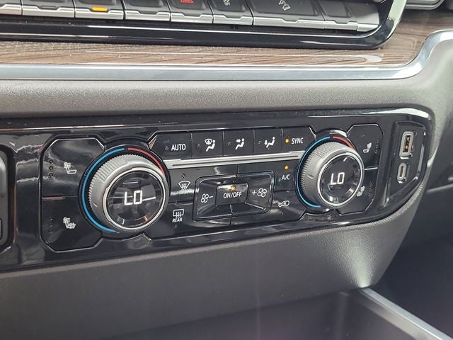 2022 Chevrolet Silverado 1500 LT Trail Boss 5.3 V8