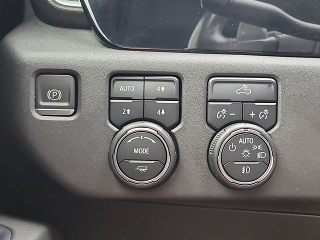 2022 Chevrolet Silverado 1500 LT Trail Boss 5.3 V8