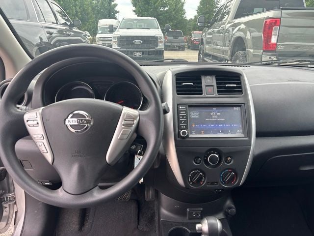 2019 Nissan Versa 1.6 SV