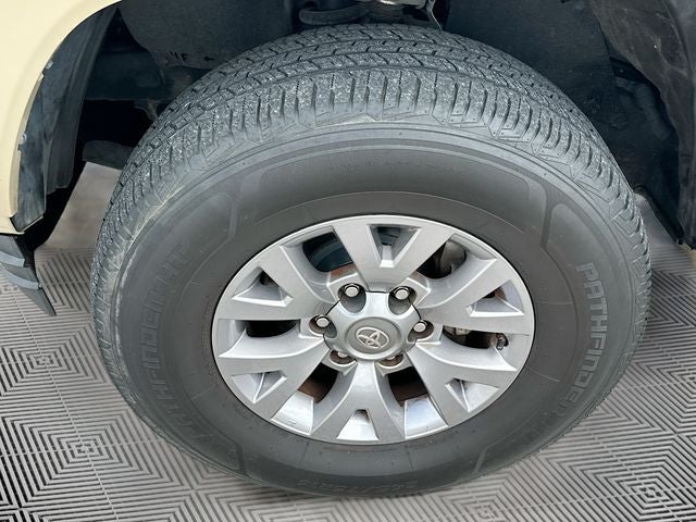 2019 Toyota Tacoma SR5 V6