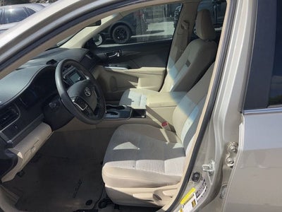 2014 Toyota Camry Hybrid LE