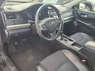 2017 Toyota Camry SE