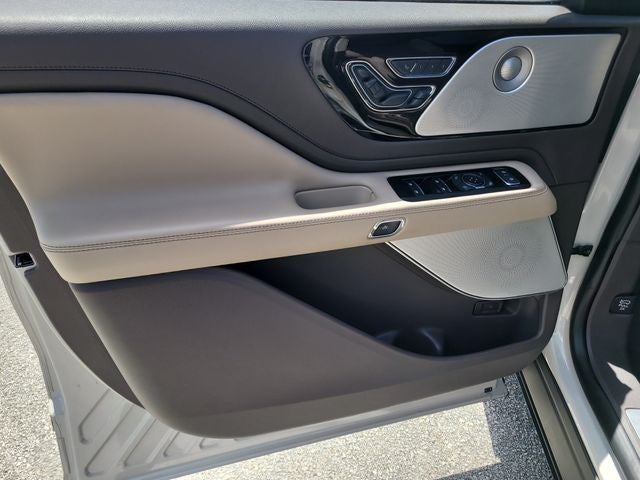 2021 Lincoln Aviator Reserve LUXURY PACKAGE