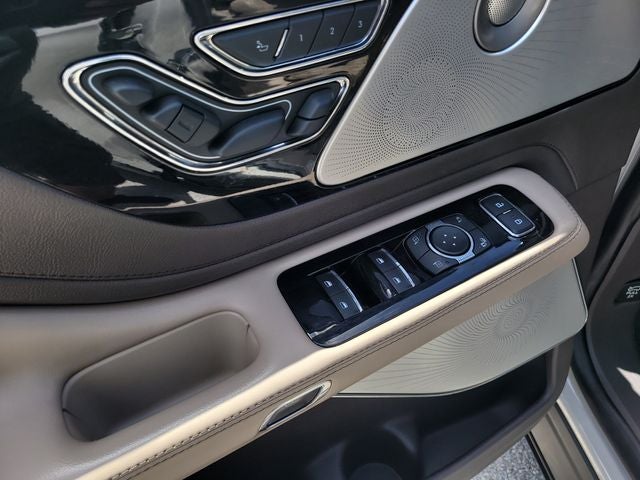 2021 Lincoln Aviator Reserve LUXURY PACKAGE
