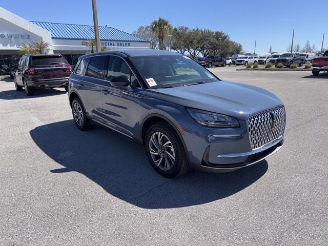 2025 Lincoln Corsair Premiere 11 PACKAGE