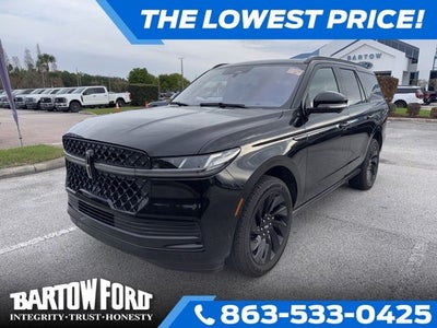 2025 Lincoln Navigator Reserve JET APPEARANCE PACK