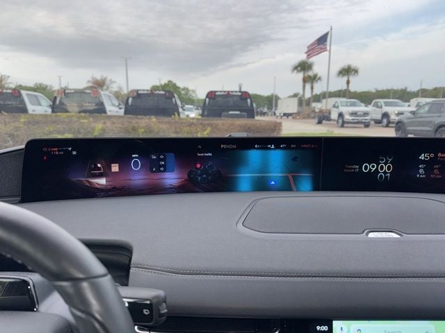 2025 Lincoln Navigator Reserve JET APPEARANCE PACK