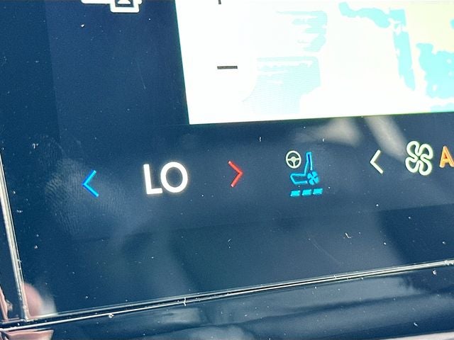 2025 Lincoln Navigator Reserve JET APPEARANCE PACK