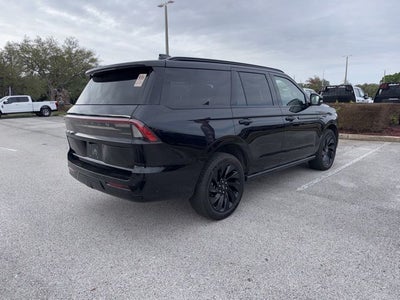 2025 Lincoln Navigator Reserve JET APPEARANCE PACK