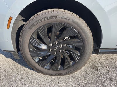 2025 Lincoln Navigator Reserve JET APPEARANCE PACK