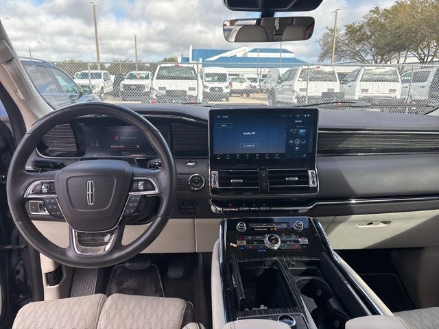 2023 Lincoln Navigator Black Label