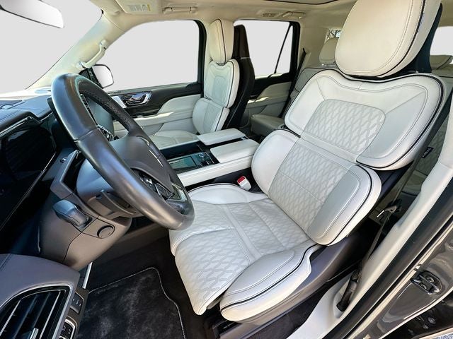 2023 Lincoln Navigator Black Label