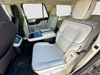 2023 Lincoln Navigator Black Label