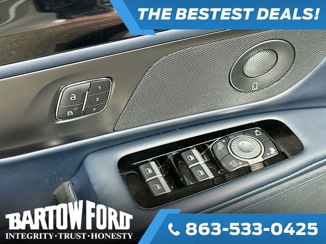 2025 Lincoln Nautilus Reserve