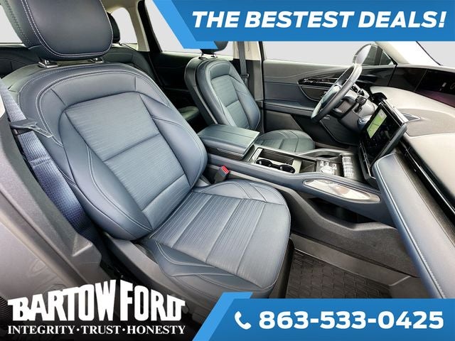 2025 Lincoln Nautilus Reserve