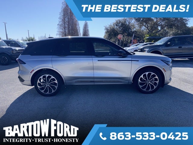 2025 Lincoln Nautilus Reserve